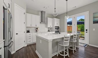 2000 Buice Lk, Acworth, GA 30102