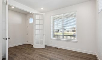 1860 Chaffee Crest Dr, Berthoud, CO 80513