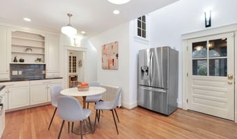 3113 44TH St NW, Washington, DC 20016