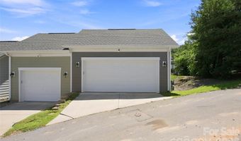 26 Walnut Springs Dr, Asheville, NC 28804