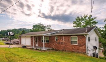 105 Lincoln Hts, Alum Creek, WV 25003