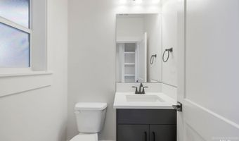 18 Ogden St, Cascade, ID 83611