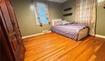 91 Ridgeway Rd, Cranston, RI 02920