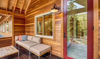 16396 Skyline Dr, Bend, OR 97703