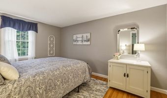 14 High Hill Rd, Canton, CT 06019