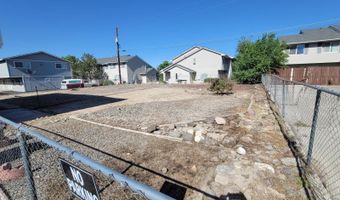 135 Curry Dr, Fernley, NV 89408