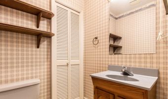 17183 Dogwood Dr, Abingdon, VA 24210