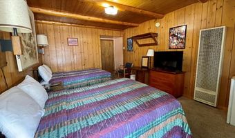1701 Alger Ave, Cody, WY 82414