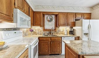 4 Wilbur Rd, Lincoln, RI 02865