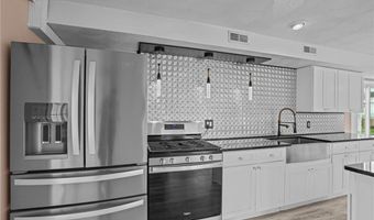 1122 Point Judith Rd, Narragansett, RI 02882