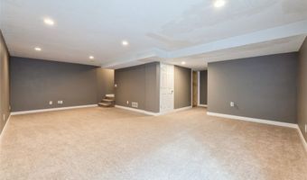 222 NW Abbie Dr, Ankeny, IA 50023