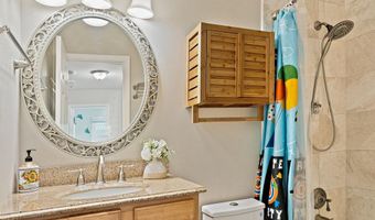 9220 BURNETTA Dr, Annandale, VA 22003