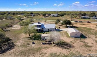 136 Country Pl, Adkins, TX 78101