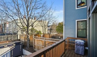 1410 C St NE, Washington, DC 20002