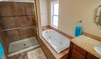 6302 Wenzel Rd, Alton, IL 62002
