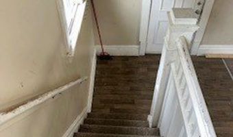 564 Euclid Ave, Akron, OH 44307