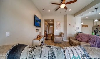 2105 Hillcrest St, Carlsbad, NM 88220