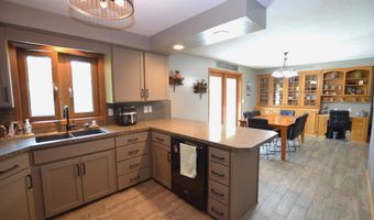 2214 SE 14th Ave, Aberdeen, SD 57401
