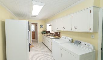 1597 Fernest Rd, Basile, LA 70515