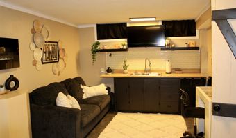 905 Pine St, Atlantic, IA 50022