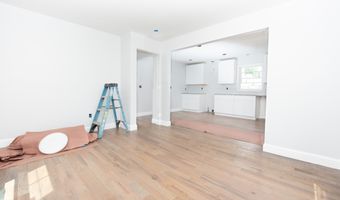70 Northfield Dr, Bridgeport, CT 06606
