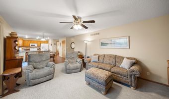 824 Tennyson Ave, Ames, IA 50014