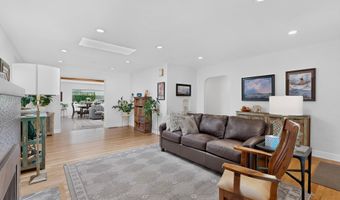 328 Fontana Pl NE, Albuquerque, NM 87108