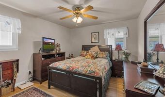 17543 Brody Ave, Allen Park, MI 48101