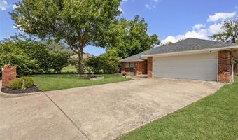 813 E 2nd St, Weatherford, TX 76086