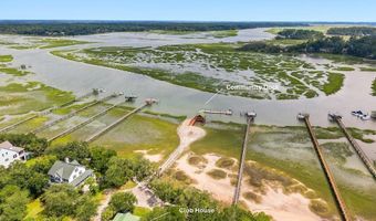 79 Bostick Cir, Beaufort, SC 29902