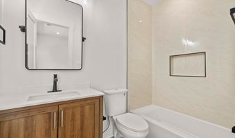 1905 N TAYLOR St, Arlington, VA 22207