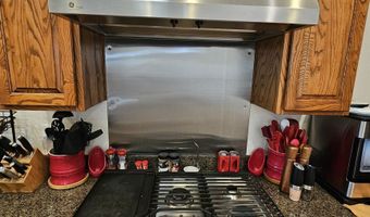 222 Hamilton Ridge Ave, Alamogordo, NM 88310