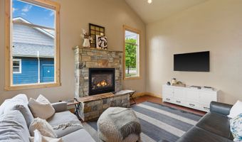 220 Bluebunch Ct, Bigfork, MT 59911