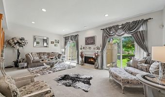 2785 Maitland Dr, Ann Arbor, MI 48105