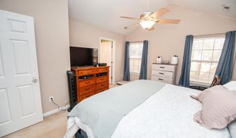 864 Thornbird Cir, Boiling Springs, SC 29316