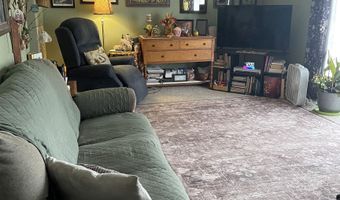 12 11th St, Berlin, NH 03570