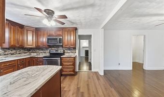 252 S Main St, Coventry, RI 02816