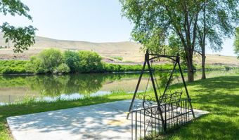 1303 Babs Ave, Benton City, WA 99320
