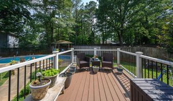1121 COLONIAL Dr, Alabaster, AL 35007