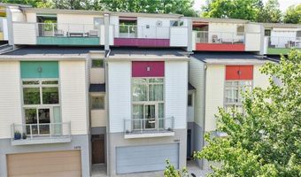 1380 Stirling Cir NW 26, Atlanta, GA 30318