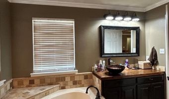 1215 NW 15th St, Andrews, TX 79714