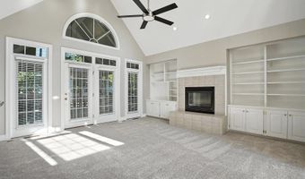 104 Vatersay Dr, Apex, NC 27502