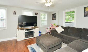 173 Wolcott St, Bristol, CT 06010