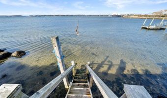 35 Benedict Rd, Bourne, MA 02532