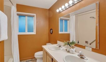 224 Forest Ln, Bellingham, WA 98225