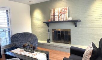 8008 NW 27th St, Bethany, OK 73008