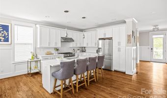 1923 Hamorton Pl, Charlotte, NC 28205