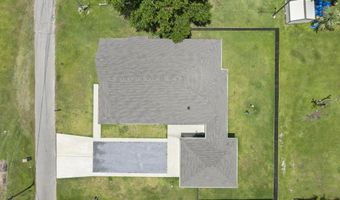 205 Caron Ln, Bay St. Louis, MS 39520