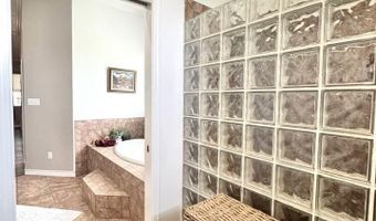 603 Oakwood Pl, Carlsbad, NM 88220