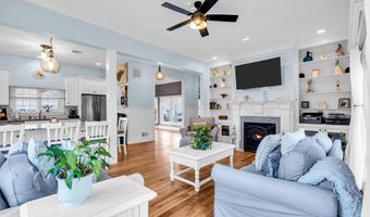 221 Magnolia Dr, Bayville, NJ 08721